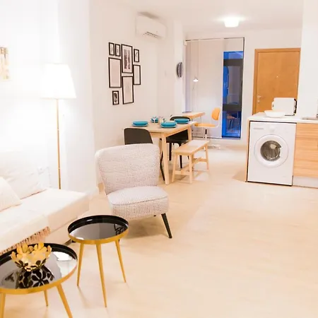 Estupendo Estudio Apartamento *